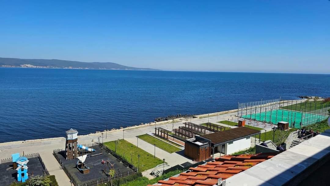 Apartmán Хоризонт Nesebar Exteriér fotografie
